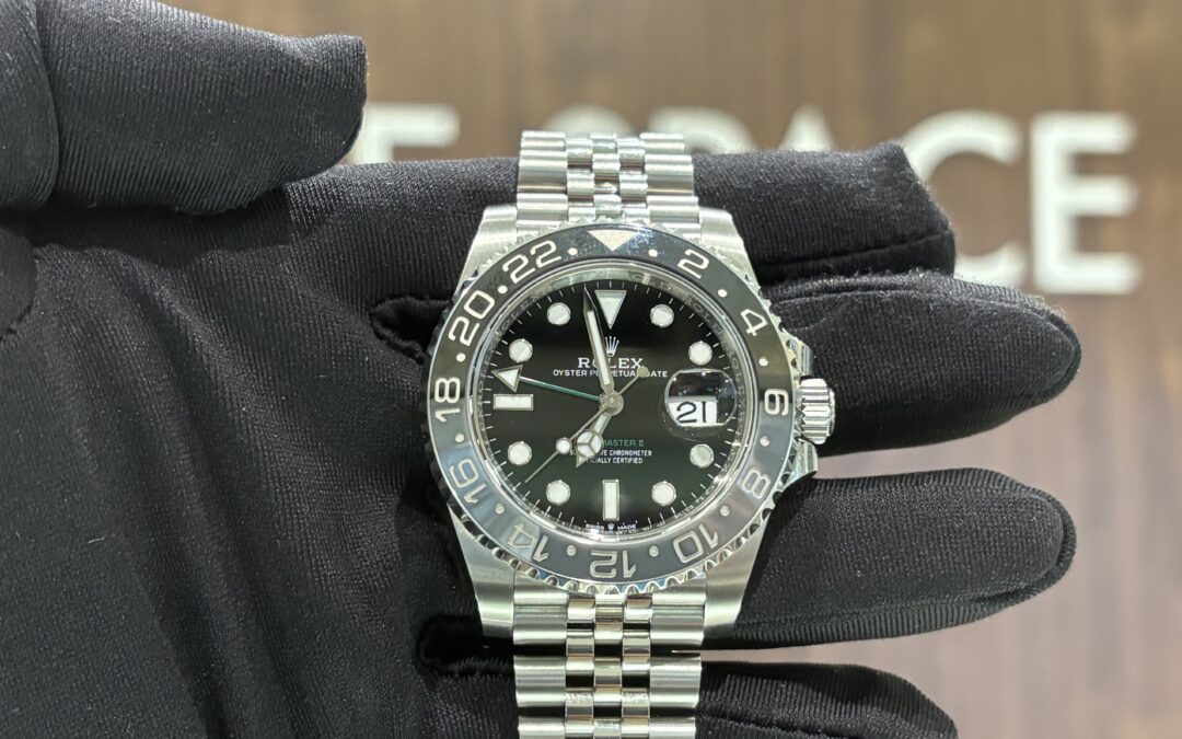 EXCELLENT Condition OCT 2024 Rolex GMT Master II 126710grnr Bruce Wayne Jubilee Bracelet 