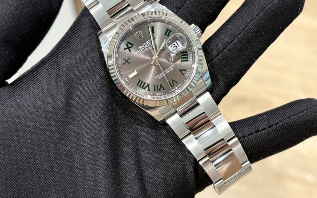 Pre Loved Rolex Datejust Oyster Bracelet Fluted Bezel Wimbledon Dial 36mm 126234