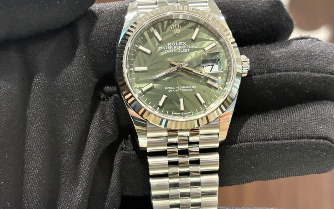Pre Loved Rolex Datejust Jubilee Bracelet Fluted Bezel Olive Green Palm Motif Index Dial 36mm 126234 (Discontinued) 