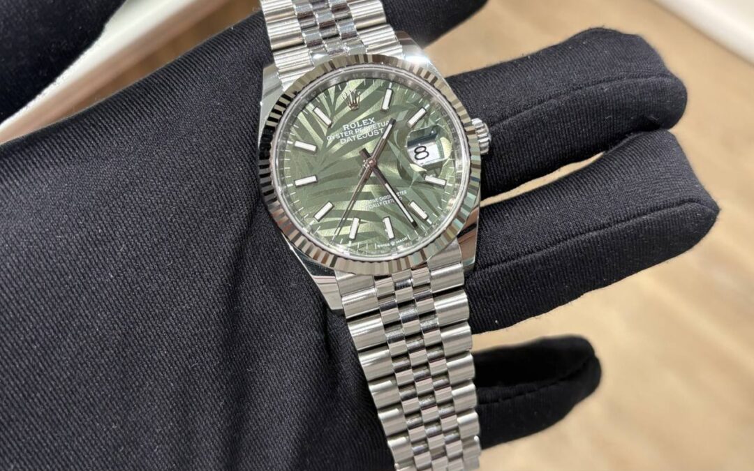 Pre Loved Rolex Datejust Jubilee Bracelet Fluted Bezel Olive Green Palm Motif Index Dial 36mm 126234 (Discontinued)