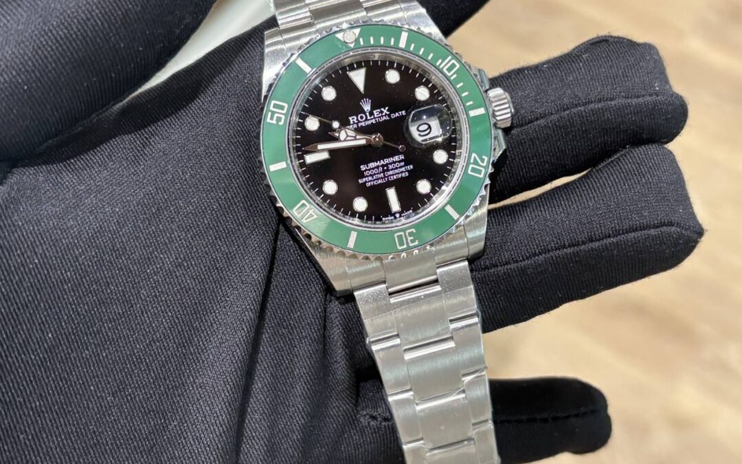 Pre loved Rolex Dec 2022 Submariner 126610lv Starbucks 41mm